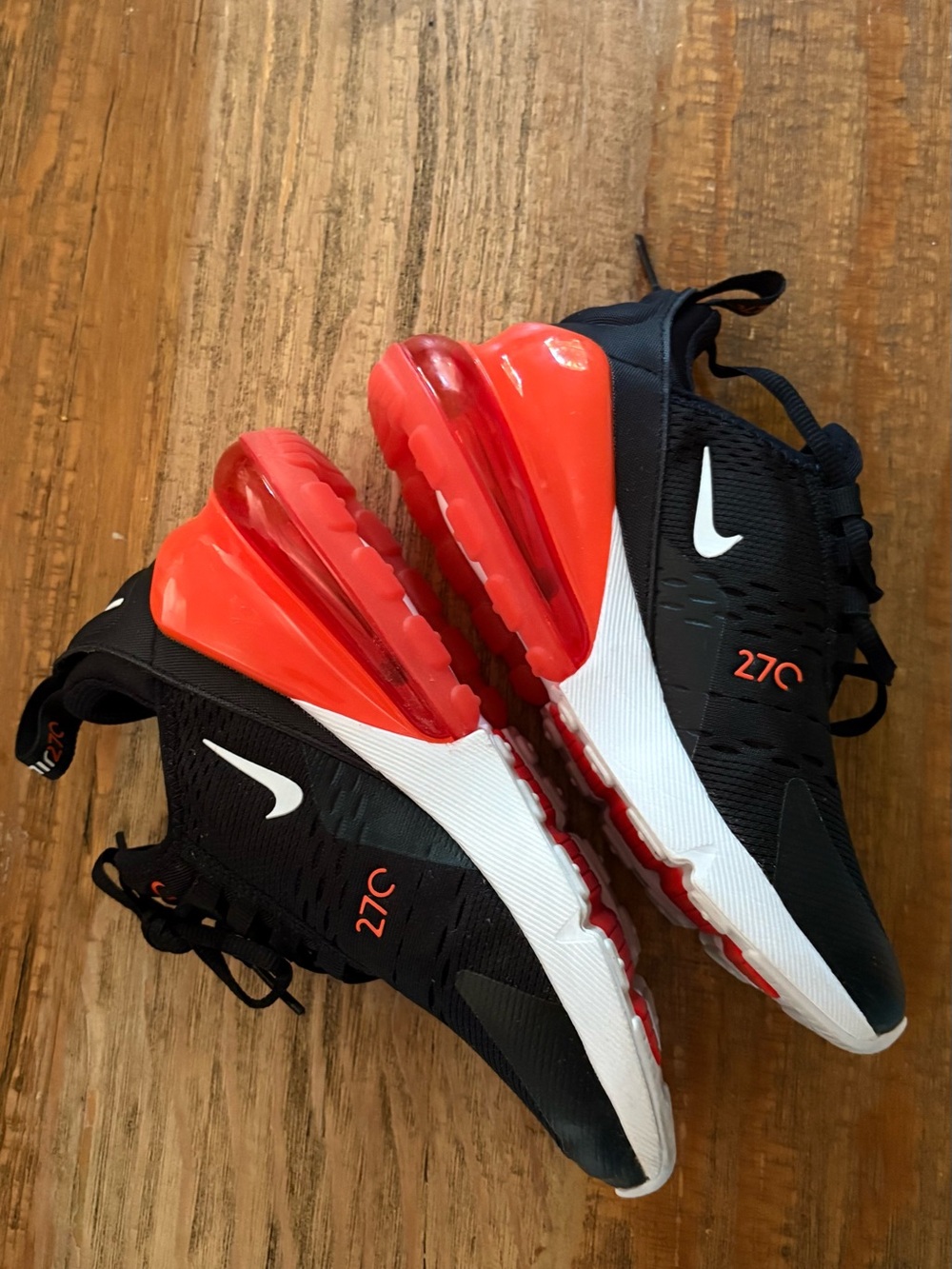 Nike Kids' Grade School Air Max 270 Shoes size 3.5 orange/Black - Picture 2 of 9